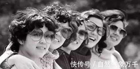 百货商场|80年代上海老照片，繁华的南京路、时尚的女青年，你还认得吗！