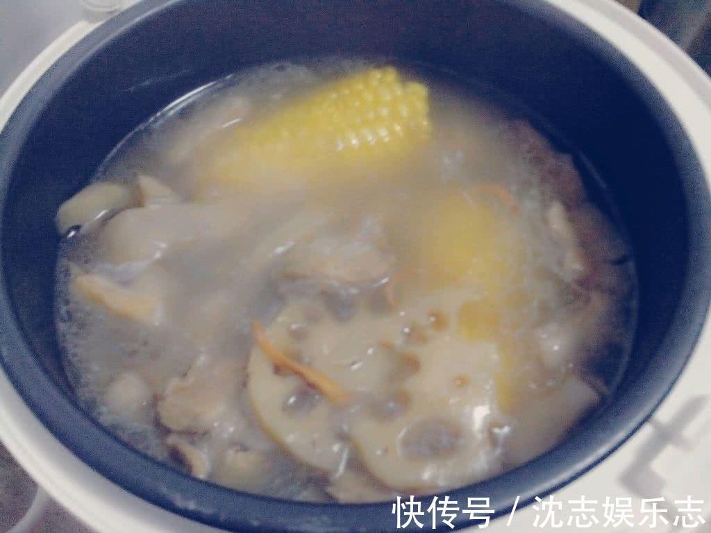 菊苣|已经被列入“黑名单”的3种嘌呤食物,经常吃,升尿酸又升血压