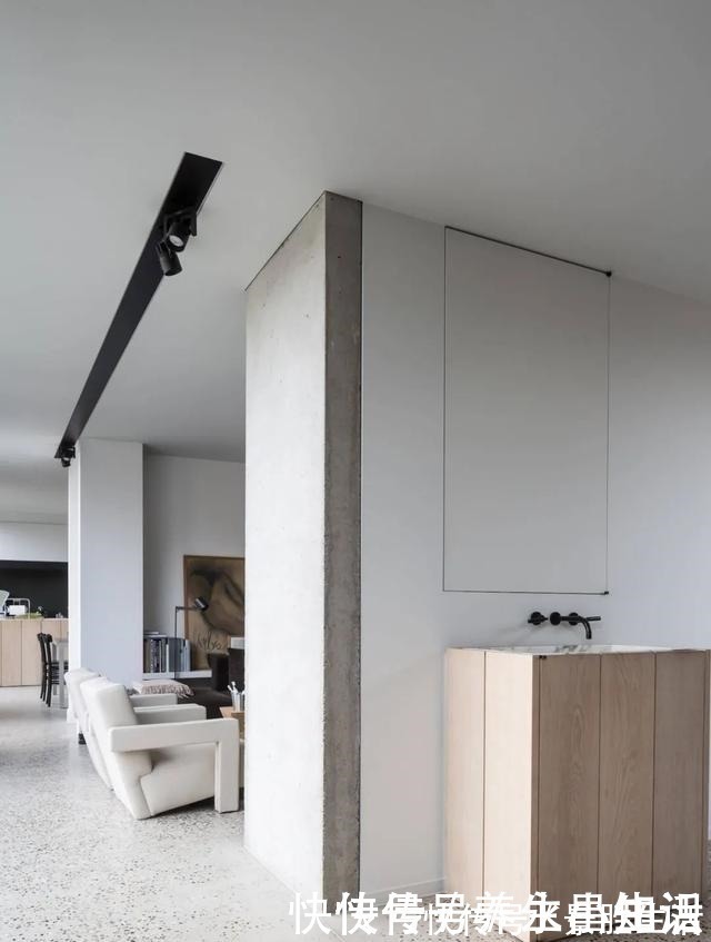 铺设|兜兜转转，曾被淘汰的水磨石，如今又火了，这独特性谁也代替不了！