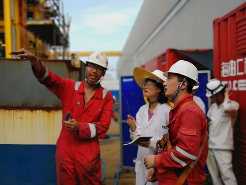 韩超:“深海宇航员”挺进“超深水”大气田