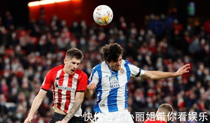 西班牙人|2-1!皇马苦主逆转西班牙人,武磊业余传球,主帅怒了,场边发火