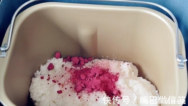 糯米糕|一杯糯米一碗红豆,蒸熟加搅拌,即成又香又软的糯米糕,再不用买