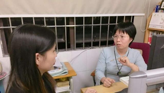 芳芳|孩子被幼儿园大班“拒收”,宝妈问园长,园长回复让妈妈哑口无言