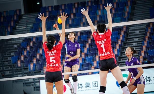 中国女排|中国女排新长城浮现!三副攻新人攻拦俱佳,04后小将神似徐云丽