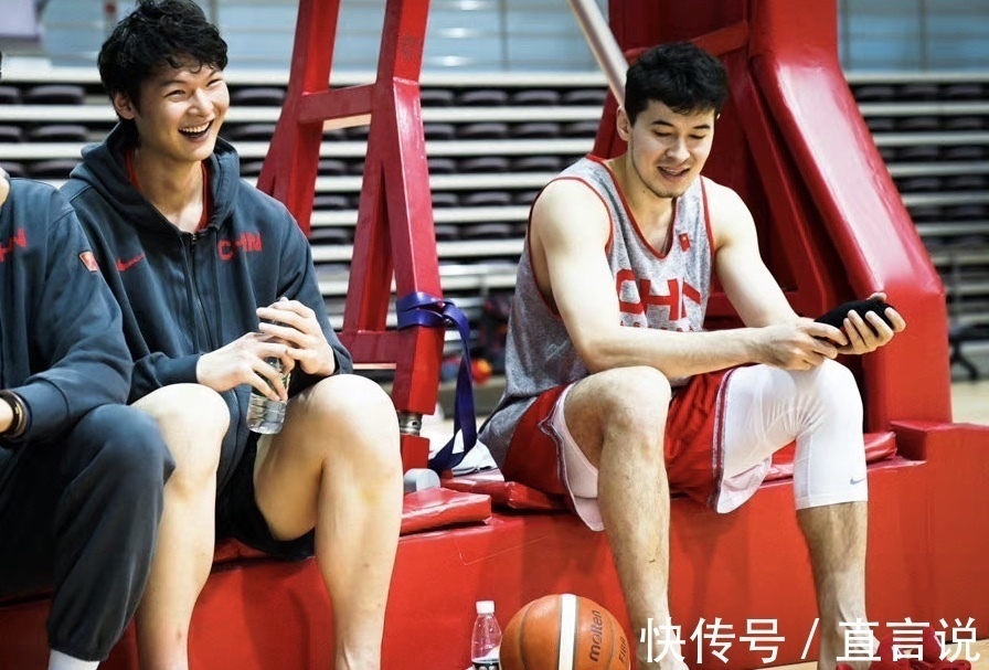 中国男篮|齐麟离队真因曝光!杜锋男篮选人大反转,3人离队成为定局