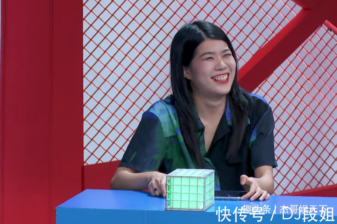 李诞的脱口秀新赛制坑惨选手和观众，杨笠说出了观众最担心的问题