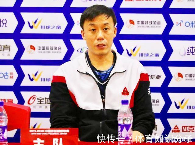 执教|这个结果也不错!安家杰离开国家队执教山东女排,限制和契机并存