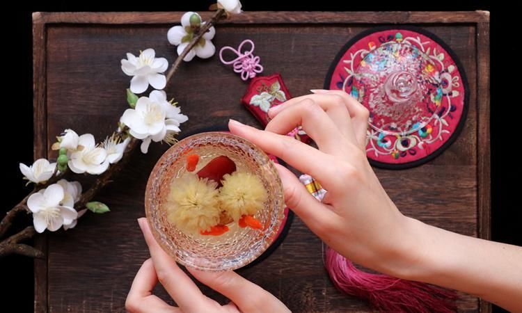 常喝一杯黄芪水,3个好处或不请自来,但4种人不能喝,早知早受益