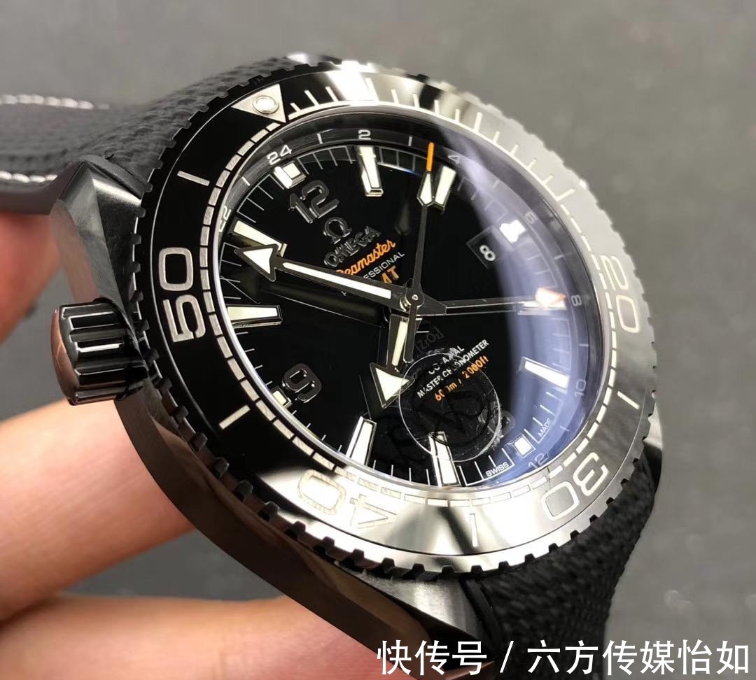 底盖|VS厂欧米茄海马深海之黑和深海之王哪个更值得入手?