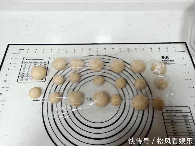 天天|天天宅家早餐不用愁,教你1招,5分钟就上桌,杂粮发面喷喷香