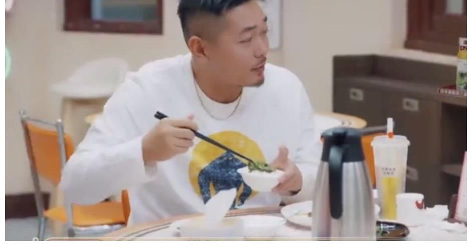 《大湾仔的夜》：林晓峰上任店长，两个进步，克服最大难关