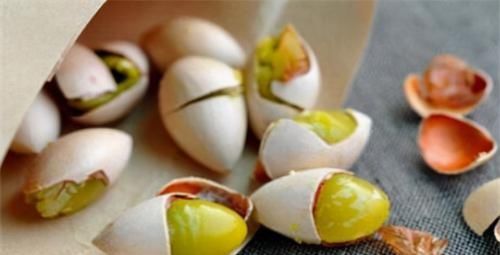 聪明女性爱吃3种食物，清热解毒、排毒衰老，早吃早受益！