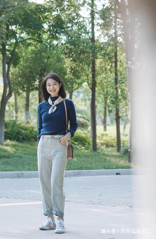 初秋温柔气质风穿搭,成熟又不失俏皮,上班族必备套装