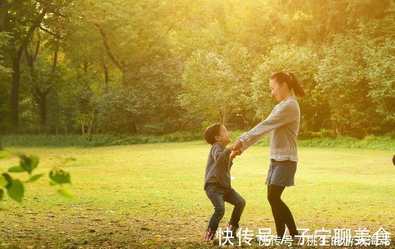 餐具|宝宝不好好吃饭,那是因为父母没有用对方法,以下4点必须要了解