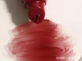 玫瑰色|涂上一秒显白的口红色号,淡妆也能驾驭,堪称仙女必备