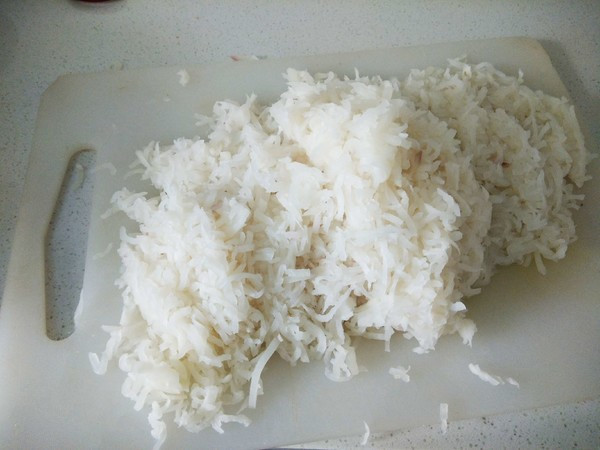 天一冷,我家就隔三差五做1回它,外酥里嫩,鲜香可口,随吃随拿