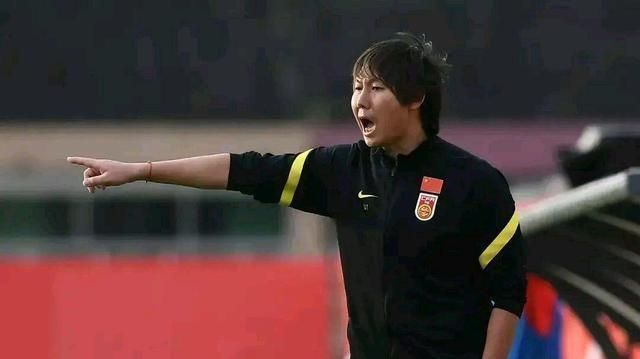 阿曼队|亚洲8.5个名额,国足能否打进2026世界杯?黄健翔的话是什么意思