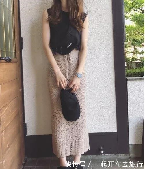 t恤 看了这位36岁日本妈妈的穿搭,网友这才是真正精致的“搭配”!