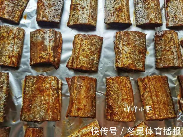 带鱼的懒人做法,低卡少油又补脑,外酥里嫩巨好吃,给孩子做一做