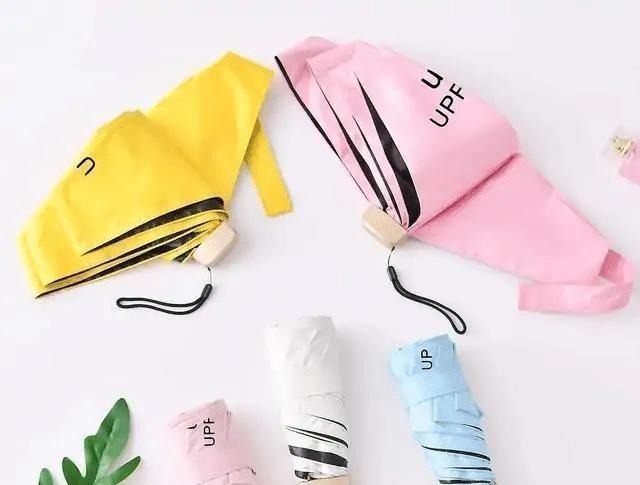 口袋伞 “告别”了防晒霜,薇娅“口袋伞”一夜爆红,40度出门不怕晒!