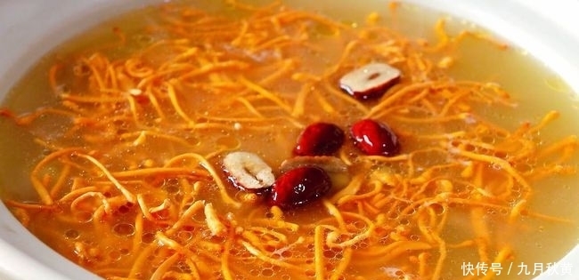 鸡汤|你吃过虫草花鸡汤吗?小火慢煨出来的鸡汤,喝着特别的鲜