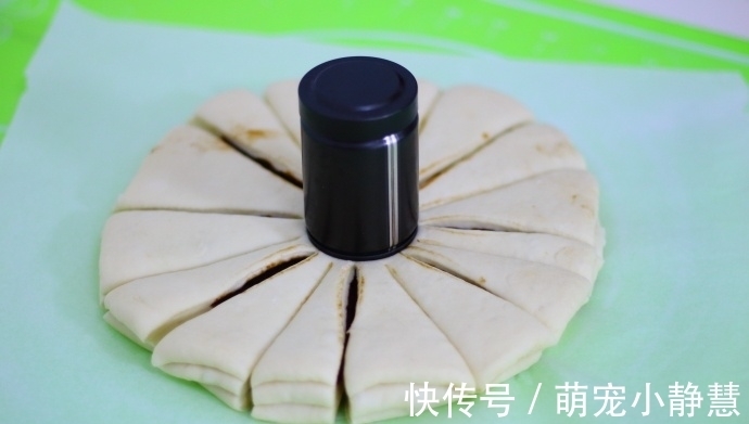 圣诞节做款雪花面包,好看又好吃,还无添加剂,孩子吃着安全放心