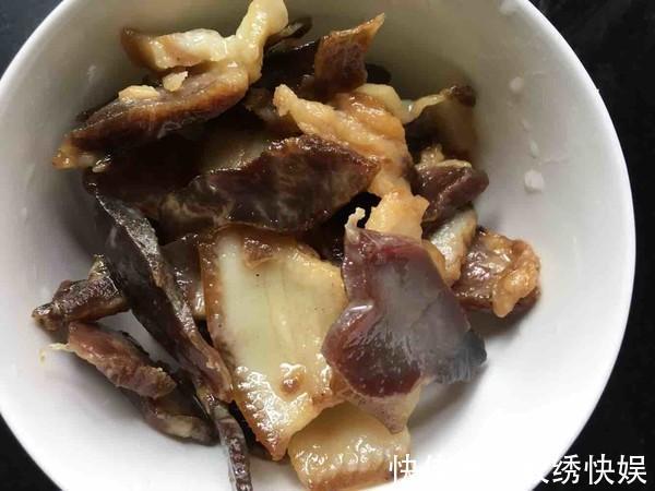 女性|这种食物称为“催老剂”，医生从不让家人吃，女性再想吃也要忍住