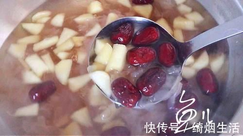 苹果|不论男女，早晨空腹吃它，等于慢跑1小时，清肠排便，口臭也消失