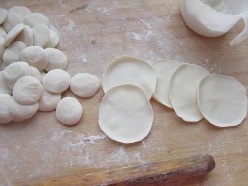 饺子|老妈包了40年饺子,饺子这样调馅超好吃,就爱这个味,三天两头吃