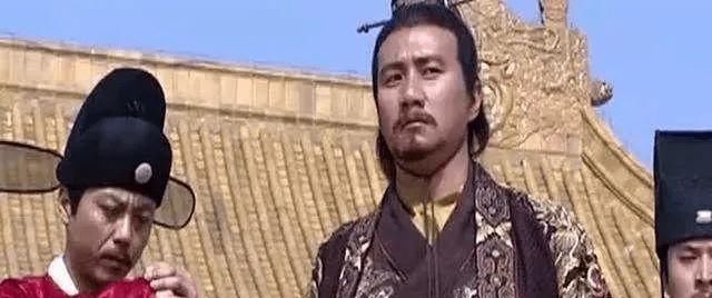 告示|有人给朱元璋进献了貌美如花的女子,几天后他却怒道:推出去斩了