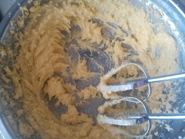 此配方做过几十次了，零失败，又酥又脆，比蛋糕好吃十倍！