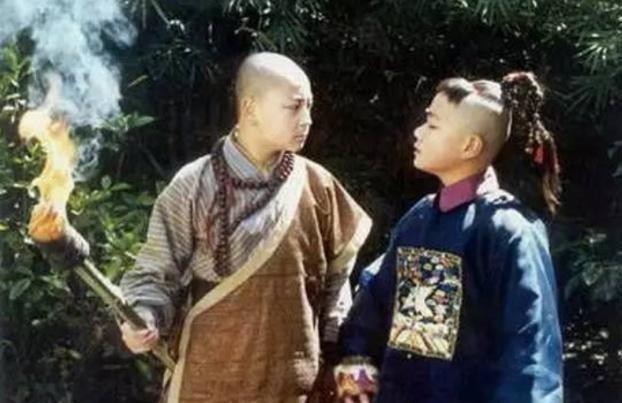 父亲|皇上要吃公鸡下的蛋,大臣们毫无办法,小孩1句话解决,还当上了宰相!