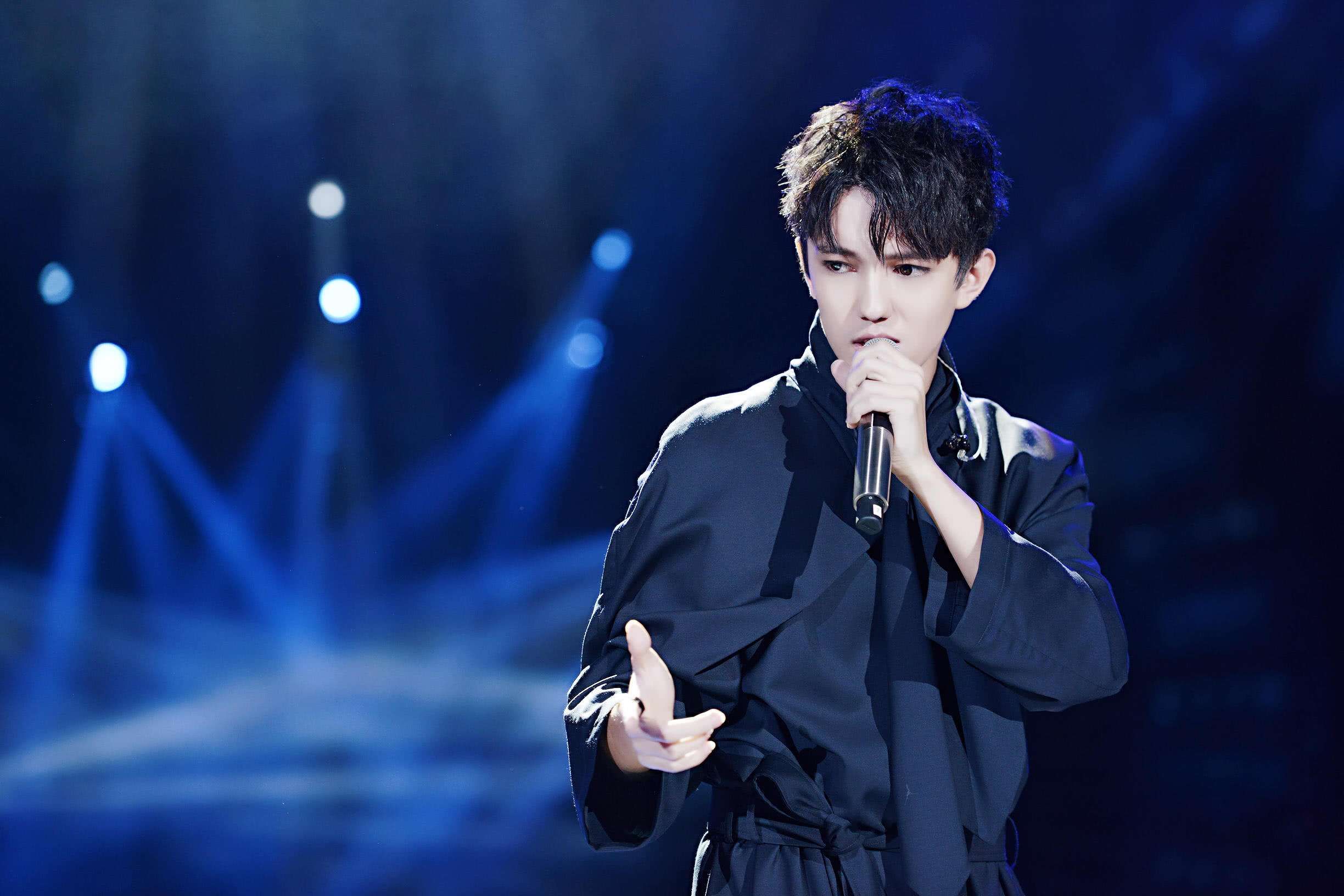 追光“五大绝顶高手”:东邪西毒容易选,“中神通”竞争格外激烈