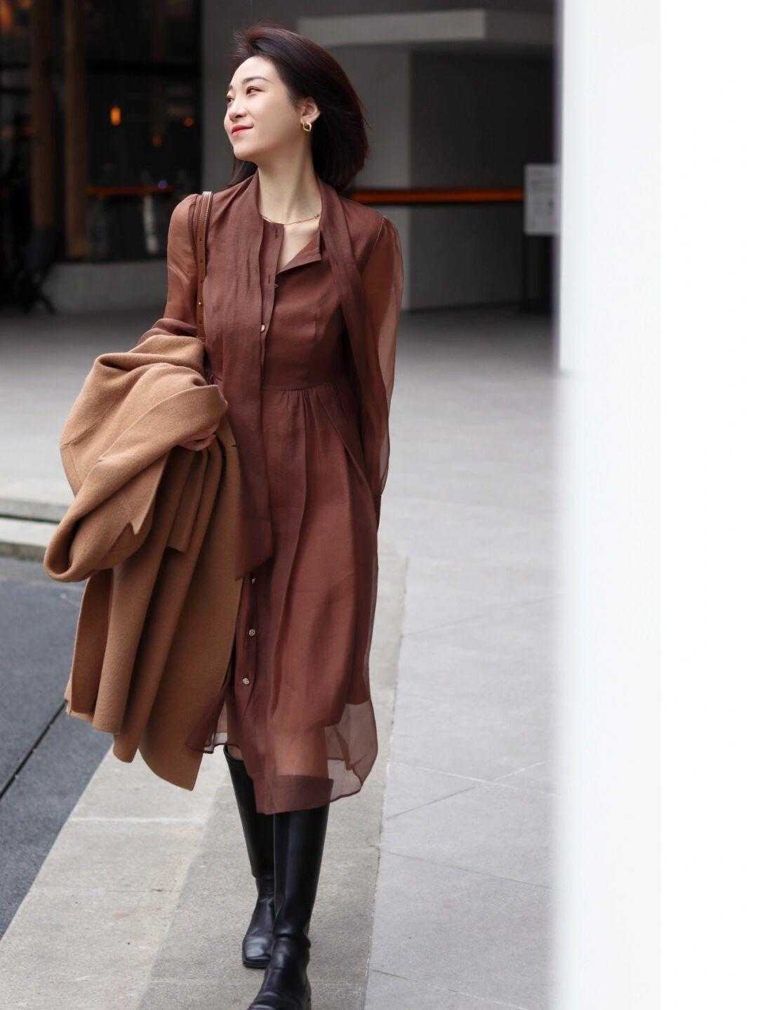 裙装 冬天当然要穿裙子了!还在徘徊观望的小仙女,可以码住这“四”条