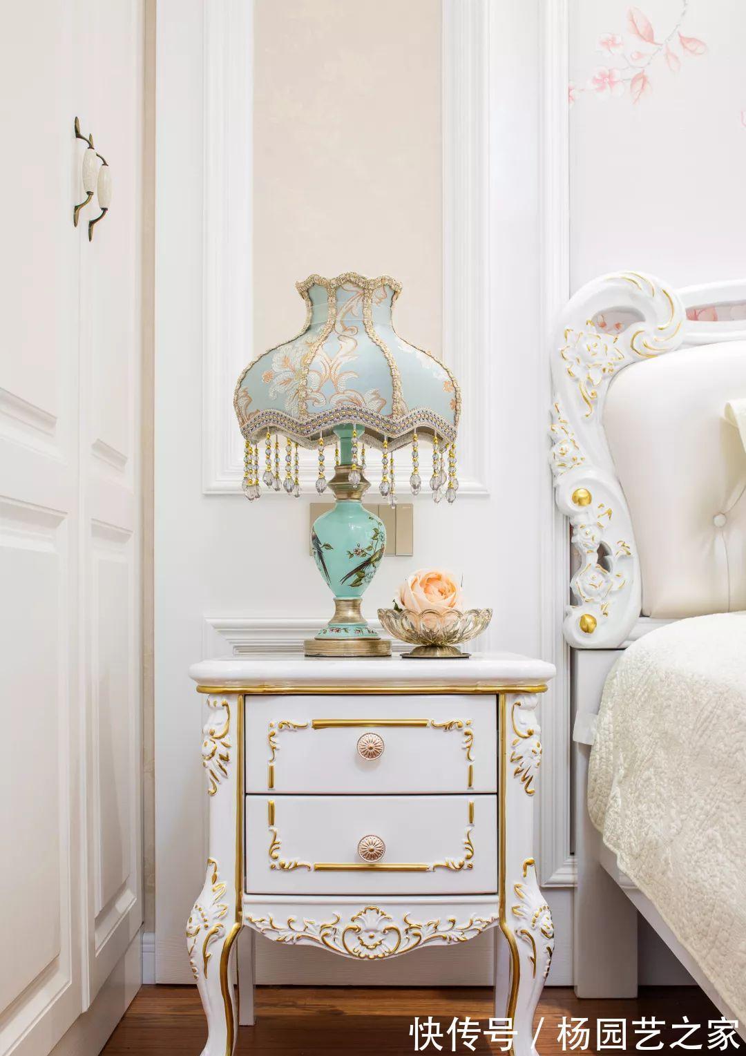 电视背景墙|107平欧式小三居,整体大气又别致,小户型也不输气质!