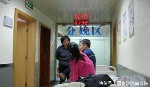 产妇刚生下三胞胎，大喊肚子还在动，医生检查又发现一个孩子