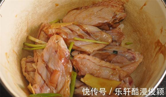 上火|不用面粉不用炸，十分钟上桌的香辣脆皮鸡翅，又酥又嫩，不上火！