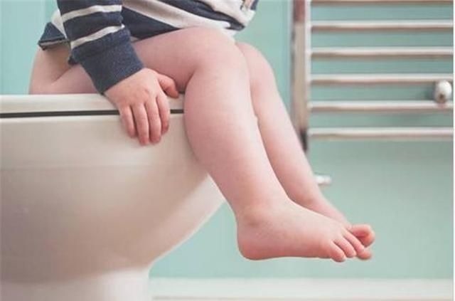 母乳|''一月睡、二月哭、三月攒肚'',老人的育儿顺口溜,是否科学?