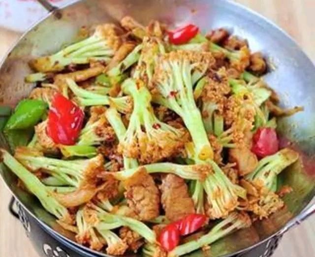 享受人生的最好方式就是来几道美味好菜,与家人朋友一起分享!