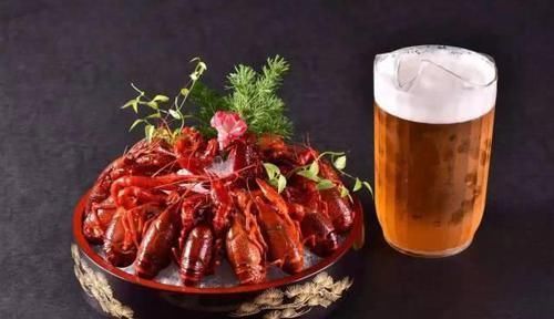 小龙虾|前列腺炎症的祸根找到了,贪吃5物会越来越严重,很多人却天天吃