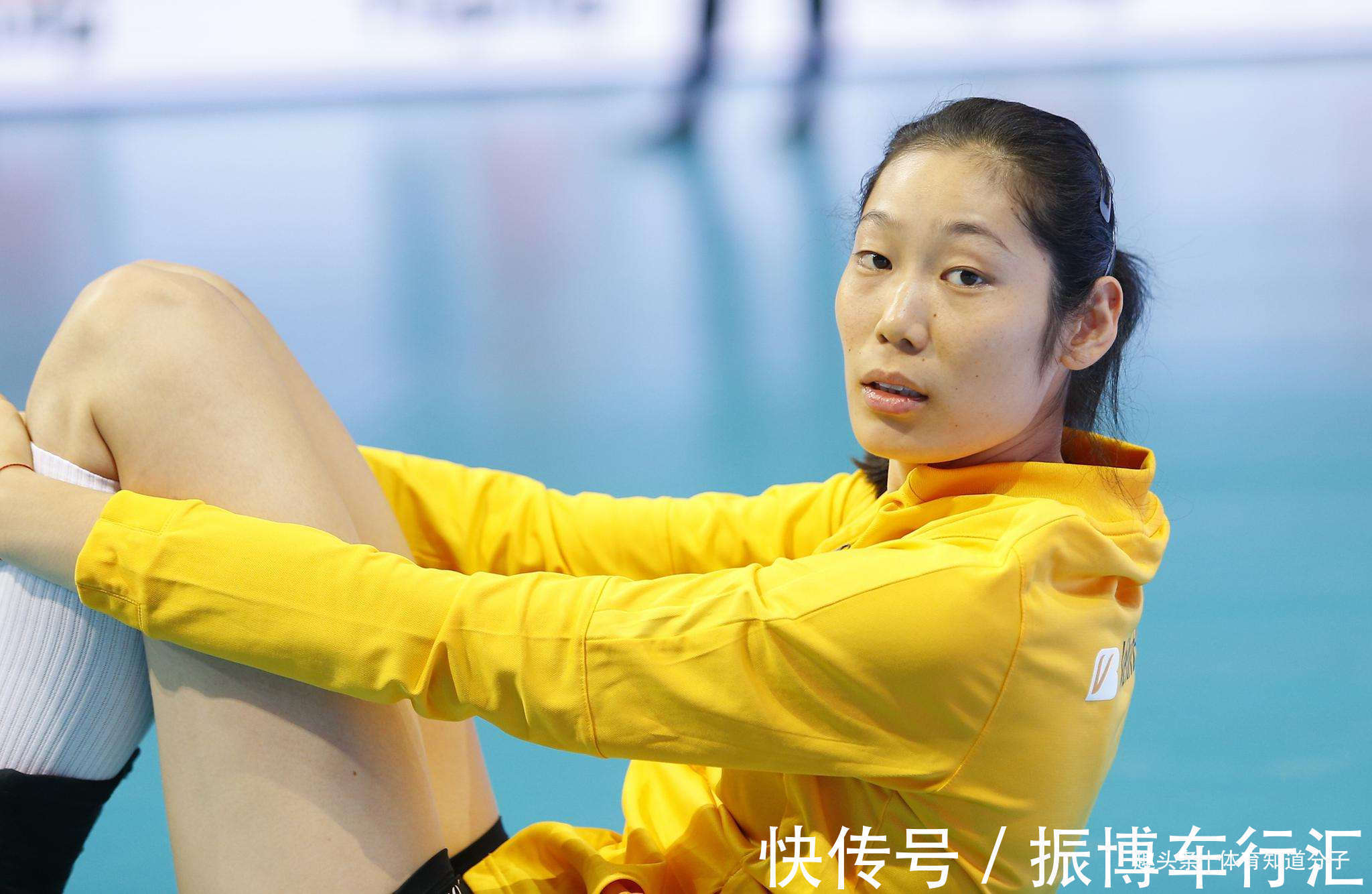 中国女排|好消息不断！女排队长朱婷又让球迷很兴奋，看来退役后出路不愁了