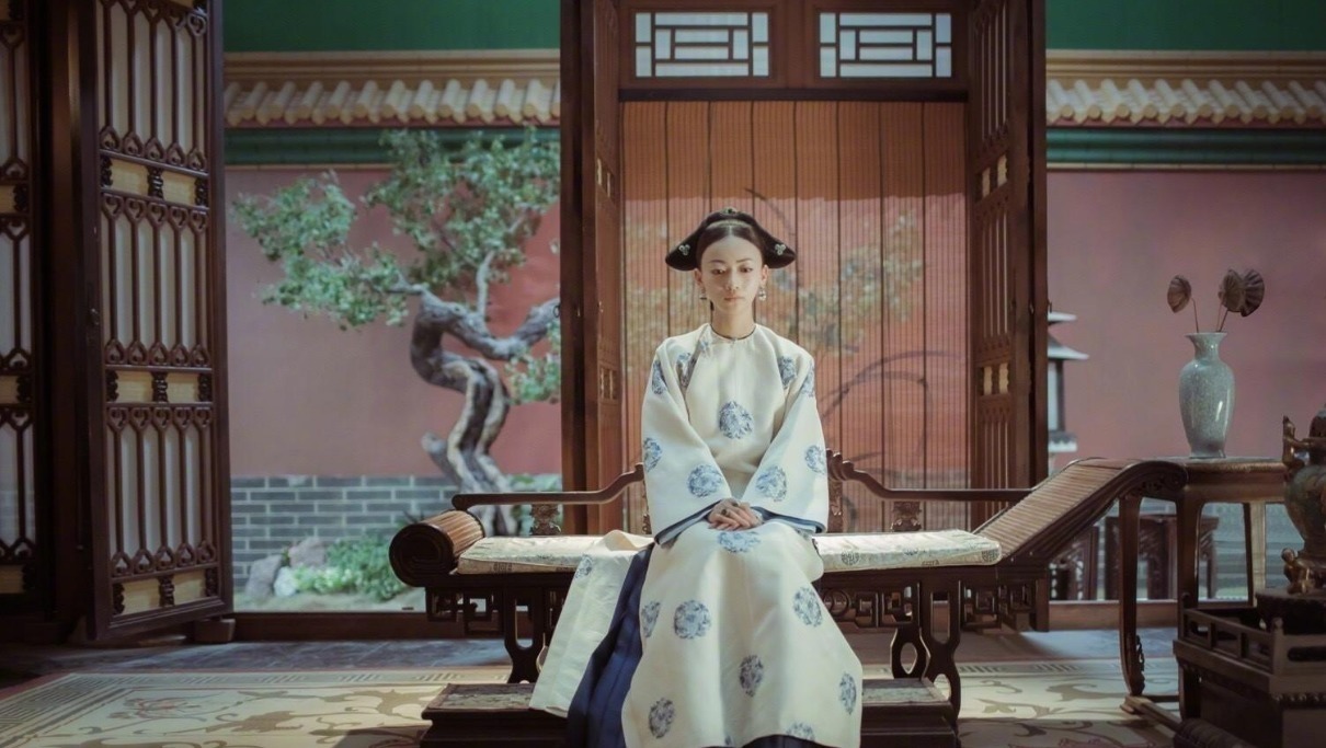 皇帝的一顿饭几十个或上百个菜种,肯定吃不了,那剩下的饭都是怎么处理的?