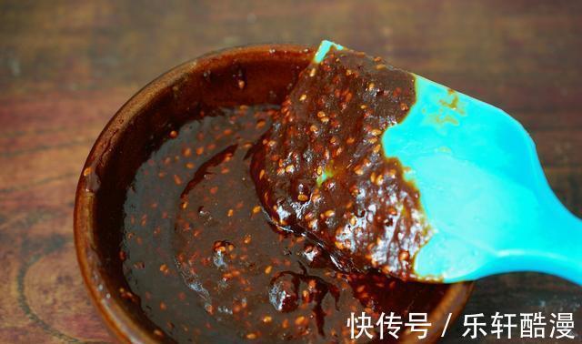 酱汁|1碗调料放锅里一炒,做酱香饼、拌面、夹馒头太香了,万能酱汁
