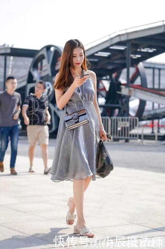 优雅|美女穿搭:魅力连衣裙看着优雅动人,让你轻松穿出时尚潮女范