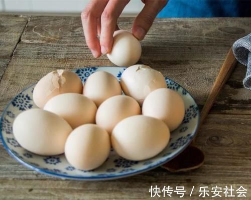 医院|孩子吃鸡蛋后直接进医院!宝妈警惕:这几种类型的蛋别随便给娃吃