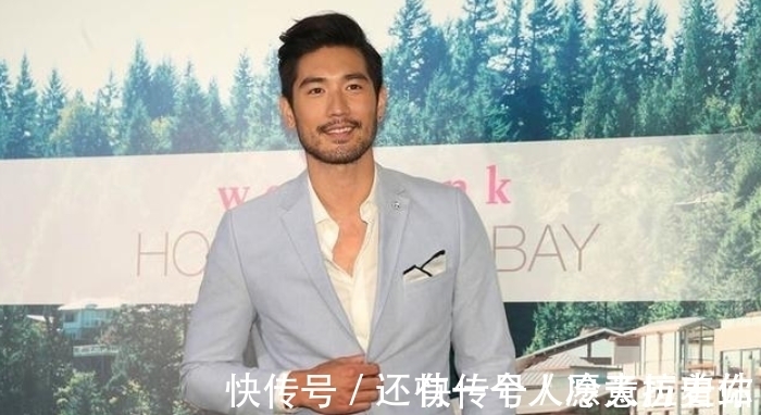 从“一哥”到普通记者,中国好舌头华少走到今天该怪谁?