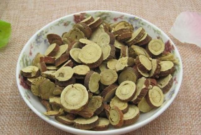 红花|静脉曲张被赶走,能活九十九,民间流传的1个治病良方,3剂见效