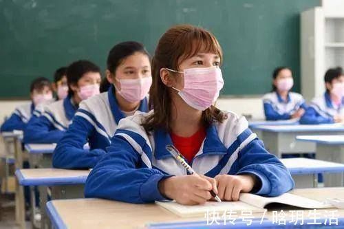 教师|孩子在数学课上有“这3种行为”,说不定就是学霸,你家娃是这样吗