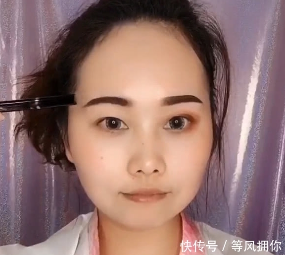 逆天级化妆术,50岁老阿姨撸完妆后,效果让千万网友不淡定