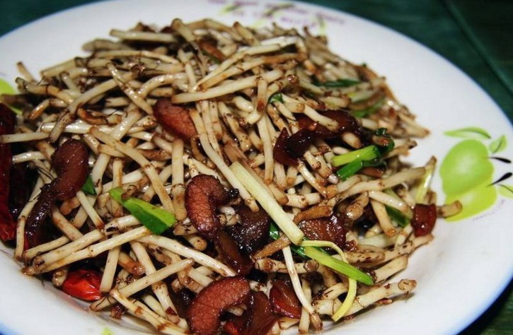 鱼腥草|天然的“青霉素”，增强体质不生病，家人健康不感冒，孩子得多吃